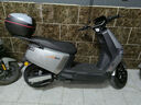 永久电动摩托车2025新款72V黑金石墨烯长续航NFC智能两轮电摩电动车 灰色/1200W/前碟后鼓 72V35A-全新黑金石墨烯-整车发货 实拍图