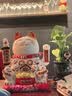 吉猫堂招财猫摆件开业大号自动摇手店铺前台家居客厅装饰发财猫送礼礼品 33CM高【日進桶金生意兴隆】摇手猫 【礼盒+坐垫+围脖】电池插电两用 实拍图