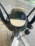 飞鸽E75【限时特价】智能电动自行车45公里长续航电动车铅酸电池48V12A电瓶车国标可上牌代步车白 实拍图