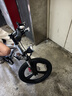 凤凰（Phoenix）儿童自行车男孩女孩脚踏车自行车3-12岁童车单车双碟刹带辅助轮 极氪一体轮+银色+辅助轮（后座款） 18寸(适合120-140cm) 实拍图