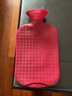 Fashy热水袋注水热敷大号暖手袋暖脚暖肚子防爆暖水袋学生宿舍暖被窝 6420经典格子款-蔓越莓红+外套 实拍图