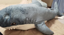 宜家（IKEA）BLAHAJ布罗艾鲨鱼抱枕公仔玩偶生日毛绒玩具网红睡觉可爱 鲨鱼100 cm 实拍图