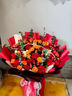 艾斯维娜鲜花速递向日葵混搭花束生日礼物全国同城配送 33朵玫瑰康乃馨混搭花束 实拍图