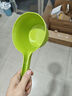 茶花（CHAHUA）塑料水瓢厨房浴室多用塑料水勺大号水瓢塑料水舀 新款绿【小号1.1L】 1只装 实拍图