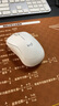 罗技（Logitech）M221 轻音鼠标 无线鼠标 办公鼠标 对称鼠标 带无线微型接收器 米白色 实拍图