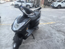 坤豪125踏板摩托车踏板车燃油助力车国四电喷可上牌省油摩外卖车街车 磨砂黑电喷版(/USB接口/尾箱/合格证/发票礼包) 实拍图