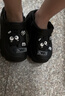 百慕倾臣 8cm厚底洞洞鞋女增高夏季外穿DIY新款护士沙滩防滑松糕包头凉鞋 黑色【米黑煤球】 38-39 正码（内长240MM） 实拍图