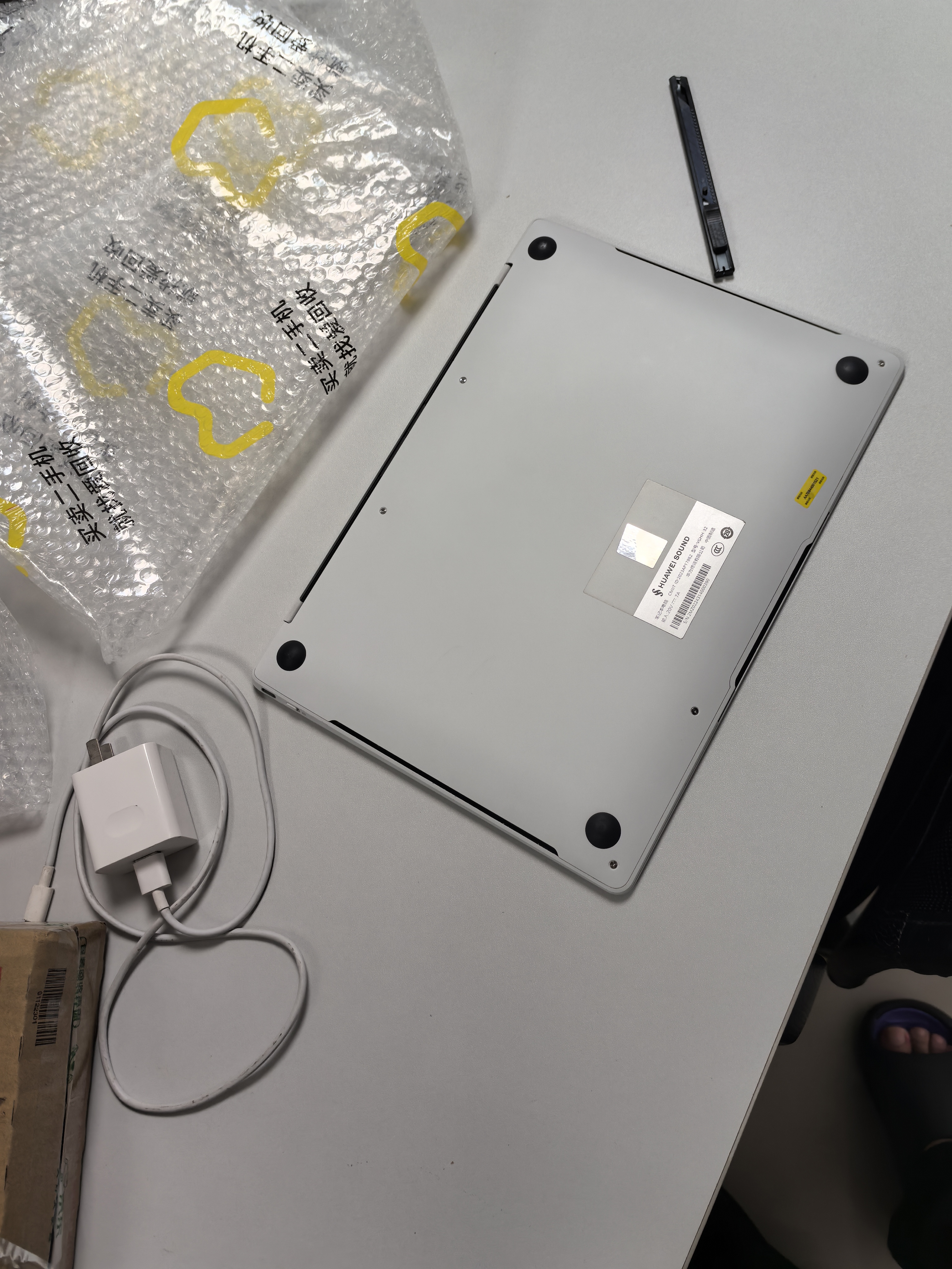 嘉速华为MateBook X Pro 2025/24/23款键盘膜 高清屏幕膜 14.2英寸笔记本保护贴膜套装 一套配齐更省事 实拍图