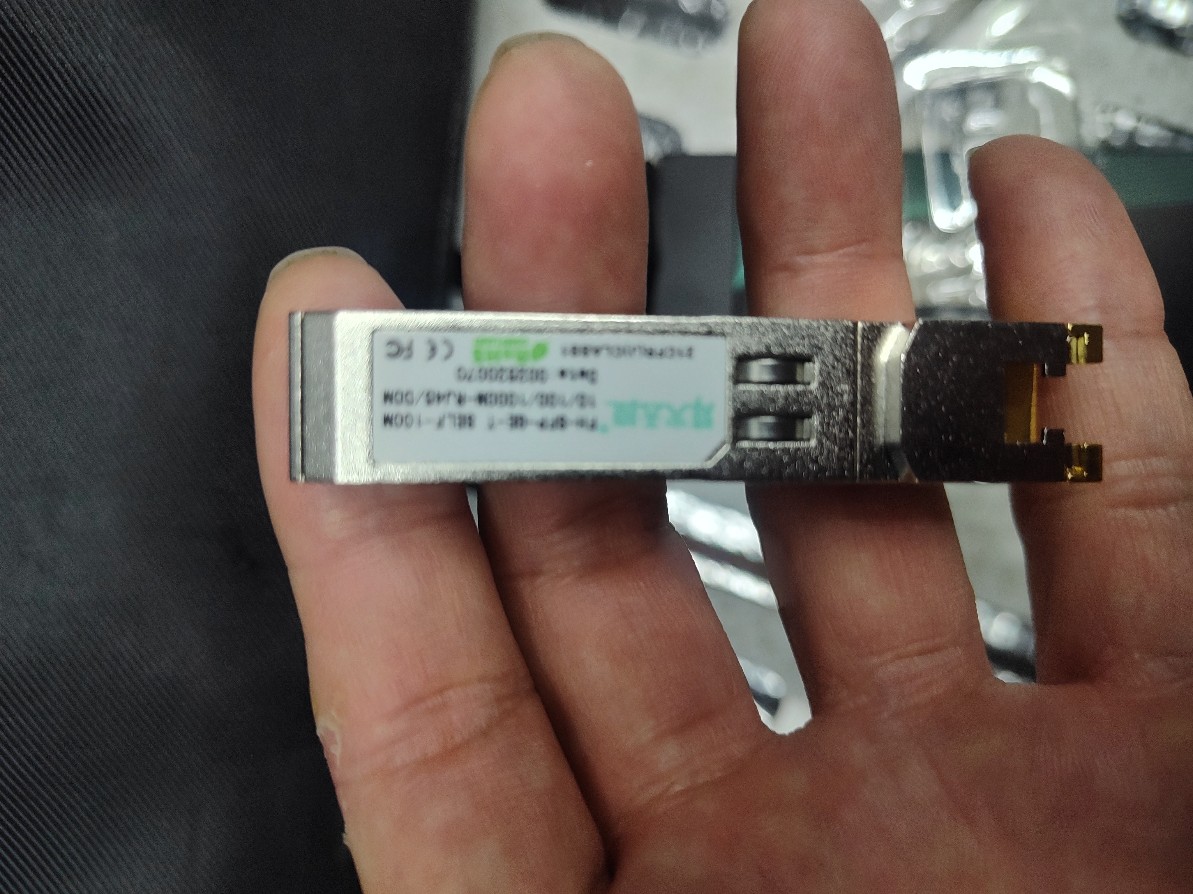 烽火天橙SFP电口模块 1.25G自适应千兆光口转电口模块RJ45网口传输100米FH-SFP-GE-T/SELF-100M1支 实拍图