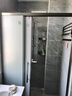 东鹏（DONGPENG）淋浴房三联动推拉门一字形卫生间隔断干湿分离玻璃浴室隔断沐浴房 枪灰缓冲1.2-1.29/2米高|极窄 升级1.0壁厚不锈钢+2cm极窄边框 实拍图