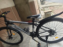 金武端自行车成人山地车公路赛车单车骑行变速超轻越野中学生初中青少年 顶配升级版-辐条轮-黑白色 27.5寸24速 实拍图
