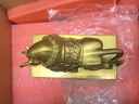 上善若水（sanstyle） 铜牛摆件全铜华尔街牛气冲天生肖牛黄铜工艺品办公室开业礼物 中号【长18宽9高12cm净重1.4kg】 实拍图