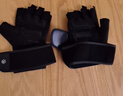 京东京造 健身手套男女单杠引体向上撸铁训练防滑护腕半指运动手套 XL码 实拍图