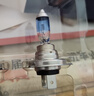 欧司朗（OSRAM）汽车灯泡 大灯远光灯近光灯卤素灯 亮白蓝H7【4000K】12V 55W 实拍图