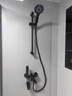 九牧（JOMOO）全铜淋浴花洒套装浴室浴缸家用三联混水阀增压升降简易冷热水龙头 简易花洒黑色-带挂杆 实拍图