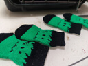宠物袜子脚套 可爱透气平安防脏静音 鞋子防抓猫狗通用 绿水怪（一套四只） L（适合12斤内） 实拍图