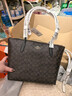 蔻驰（COACH）【品牌直供】女士大号大容量单肩手提托特包胡桃木拼黑色CBT20 实拍图