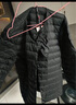 鸭鸭（YAYA）佟丽娅同款轻薄羽绒服女新款冬季短款圆领内胆修身时尚薄外套男 黑色【女款无领】 4XL 实拍图