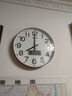 康巴丝（Compas）挂钟客厅石英钟表挂墙2024年新款时钟 3439A 日历款咖木色 41cm 实拍图