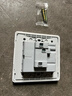 西门子（SIEMENS）插座面板 10A斜五孔插座 电源插座 致典雅白色5UB14183NC012P 实拍图