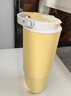 富光拾喜（FUGURNG BESTJOY）保温杯大容量316L不锈钢车载吸管杯男女士提手冰霸杯奶油黄750ml 实拍图