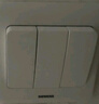 西门子（SIEMENS）开关插座 三开双控面板 86型暗装面板 远景雅白色5TA02361CC1 实拍图