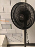 美的（Midea）【超级单品】七叶轻音立式电风扇家用柔风落地扇台式桌面小型风扇大风量节能摇头宿舍电扇 SAF30AB 实拍图