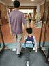 瓦拉包儿童背包户外出游双肩包轻便减负幼儿园书包男女宝宝婴防走失书包 蓝猴【1-4岁】 实拍图
