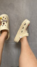 名创优品（MINISO）洞洞鞋女款2025新款eva防滑防臭沙滩鞋增高凉拖鞋女夏季外穿 卡其+卡皮巴拉组合(8个)滴塑 38-39 实拍图