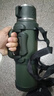 慕馨（moosen）保温保冷壶杯大容量316不锈钢便携车载水壶户外旅行壶热水壶瓶 绿色2500ml【背带+长茶隔】 实拍图