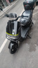 五羊【官方正品】2026款电动摩托车NFC解锁大功率电动车俩轮代步电摩男女时尚电动踏板车 骑士黑/速度50M/前碟后鼓/杠箱版 72V26A/全新石墨烯电池/木架发货 实拍图