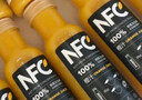 农夫山泉100%纯果汁NFC橙汁300ml*10瓶整箱鲜果冷压榨饮料礼盒热门商品 实拍图