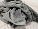 京东京造经典法兰绒毯 1150g空调毯加厚双面沙发午睡盖毯 高级灰1.5x2m 实拍图