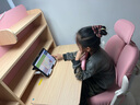 读书郎儿童学习书桌椅套装多功能可升降中小学生桌椅子写字家用课桌 1.2实木带吊柜+护腰椅+大路灯 粉 实拍图