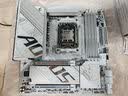 技嘉（GIGABYTE）B850 电竞雕冰雕大板 主板搭AMD 锐龙7000/9000系列 散片盒装 9700X/9800X3D 主板CPU套装 板U套装 技嘉 B850M  冰雕白板 AMD 锐龙5 实拍图