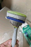 舒适（Schick）【痘敏肌】水次元5基础款手动剃须刀 5层刀片【1刀架1刀头】防刮伤男士剃须刮胡刀手动  实拍图