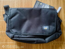 卡特（CAT）斜挎包单肩包邮差包休闲挎包11英寸iPad包男女 84512 黑色 实拍图