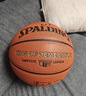 斯伯丁（SPALDING）篮球飞行员06防尘吸湿十字型颗粒PU皮室内外通用7号成人青少年 实拍图