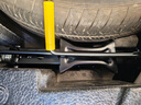 皇驰 千斤顶车用2吨剪式手摇汽车千斤顶轿车用应急救援换胎工具+手套 实拍图
