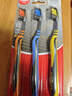 高露洁（Colgate）适齿炭牙刷套装 9支（适齿刷毛 深入深洁）（新老包装随机发放） 实拍图