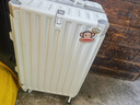 大嘴猴（paul frank）行李箱铝框拉杆箱加厚轻音万向轮旅行箱青年大容量密码箱出差皮箱 乳白/升级款/杯架/usb 20英寸 /可登机 实拍图