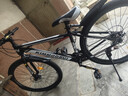 金武端自行车成人山地车公路赛车单车骑行变速超轻越野中学生初中青少年 顶配升级版-辐条轮-黑白色 27.5寸24速 实拍图