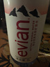 依云（evian）矿泉水 1L*12瓶 饮用水 高端矿泉水 法国进口 会议商务用水 实拍图