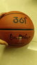 361°篮球中小学训练室内外耐磨5号橡胶儿童玩具篮球 棕色 实拍图