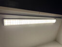 启梵超薄LED智能感应灯带充电人体自动感应橱柜衣柜酒柜灯条无线 50cm暖光【超薄灯体+人体感应】 实拍图