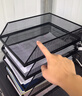 得力(deli)四层竖板金属文件座 办公桌文件架置物架 文件托盘 桌面文件框收纳架 PB266黑 实拍图