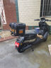 五羊【官方正品】电动摩托车2000W高速大功率电动车男女俩轮代步电动摩托车 镜面黑/速度50M/前后双碟/杠箱版 60V22A/全新石墨烯电池/木架发货 实拍图