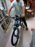 凤凰山地自行车男女变速山地车碟刹青少年儿童自行车学生单车 星际 蓝灰【变速】后座+LED灯+辐条轮 22寸【适合130-170cm】 实拍图