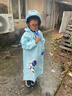 牧萌儿童雨衣带书包位男童女童女孩加长全身学生雨披 蓝色赛车 2XL 实拍图