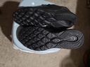 安踏男鞋运动鞋男秋冬季男士软底网面透气跑步鞋休闲鞋皮面防水鞋子男 （冬季内里加绒保暖）基础黑 42 （8.5码） 实拍图